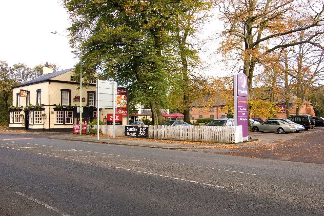 Plaza Chorley; Sure Hotel Collection By Best Western ชอร์เลย์ ภายนอก รูปภาพ