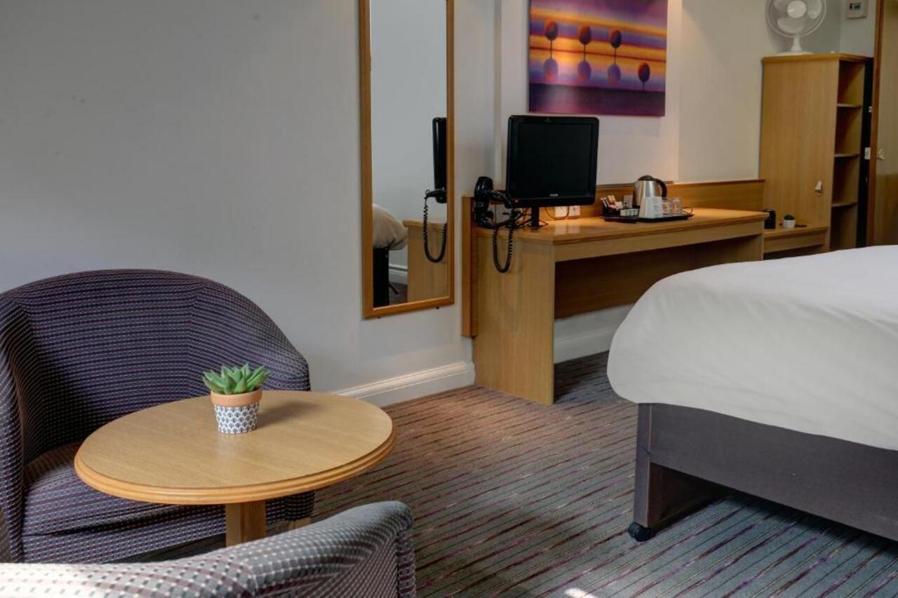 Plaza Chorley; Sure Hotel Collection By Best Western ชอร์เลย์ ภายนอก รูปภาพ