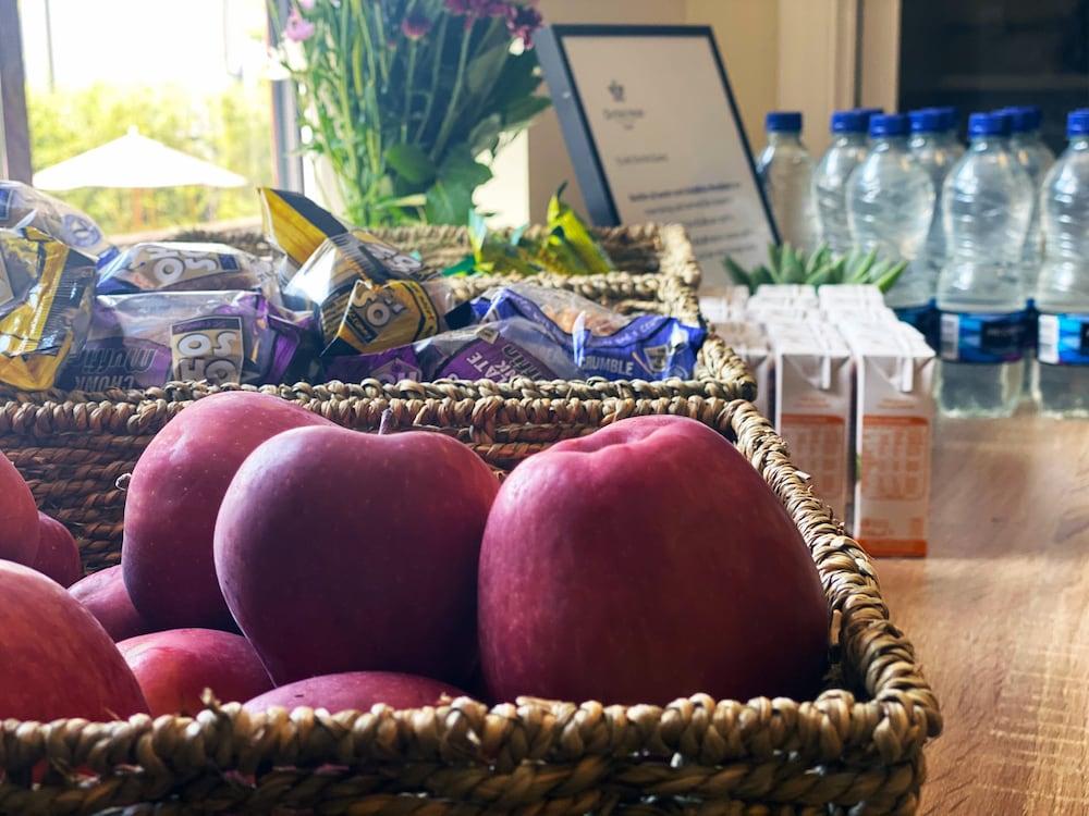 Plaza Chorley; Sure Hotel Collection By Best Western ชอร์เลย์ ภายนอก รูปภาพ