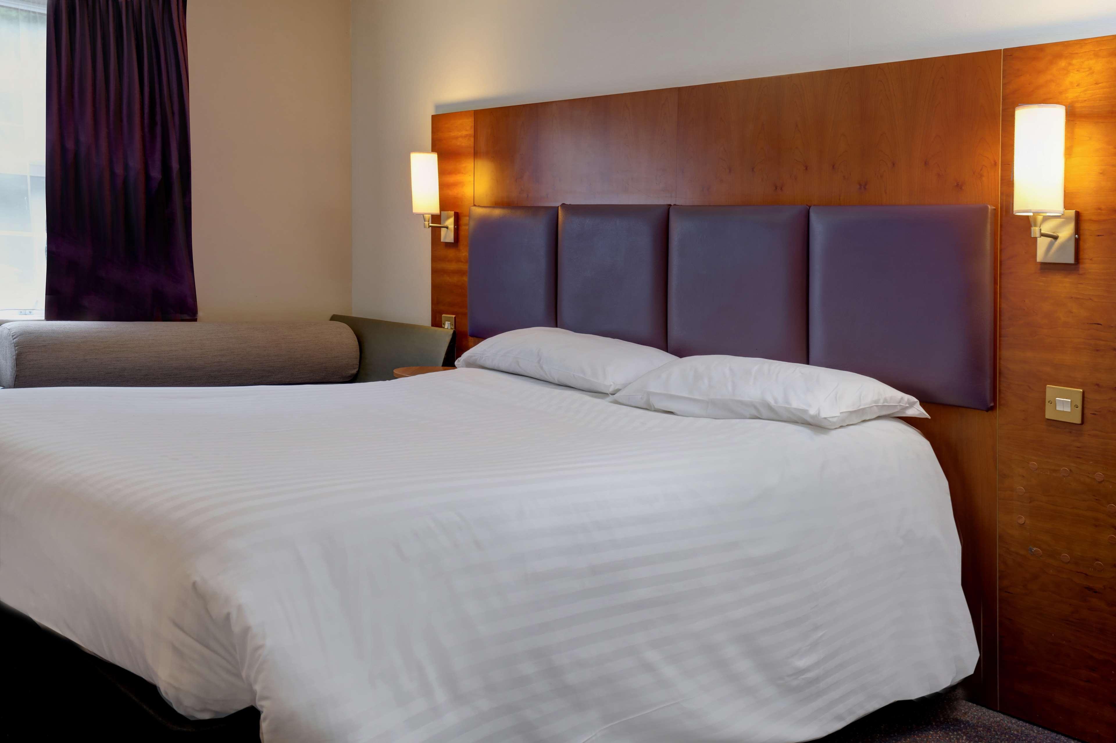 Plaza Chorley; Sure Hotel Collection By Best Western ชอร์เลย์ ภายนอก รูปภาพ