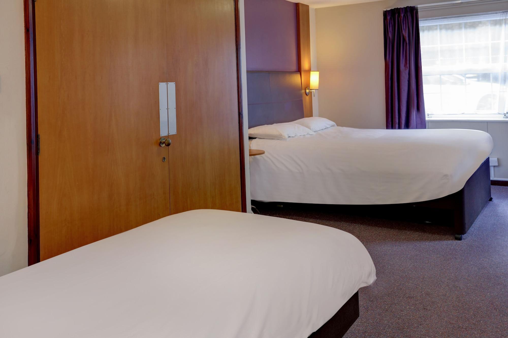 Plaza Chorley; Sure Hotel Collection By Best Western ชอร์เลย์ ภายนอก รูปภาพ