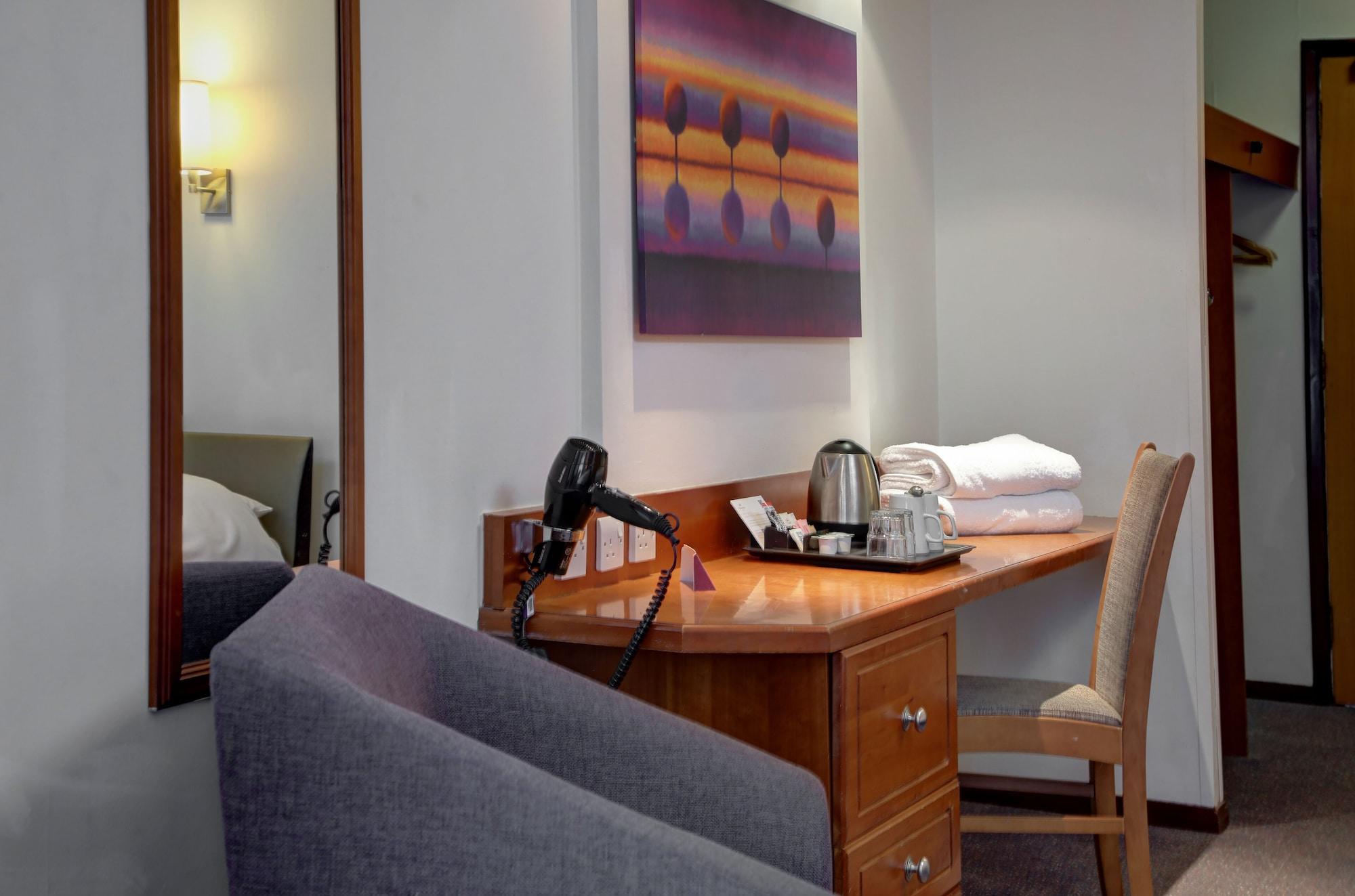 Plaza Chorley; Sure Hotel Collection By Best Western ชอร์เลย์ ภายนอก รูปภาพ